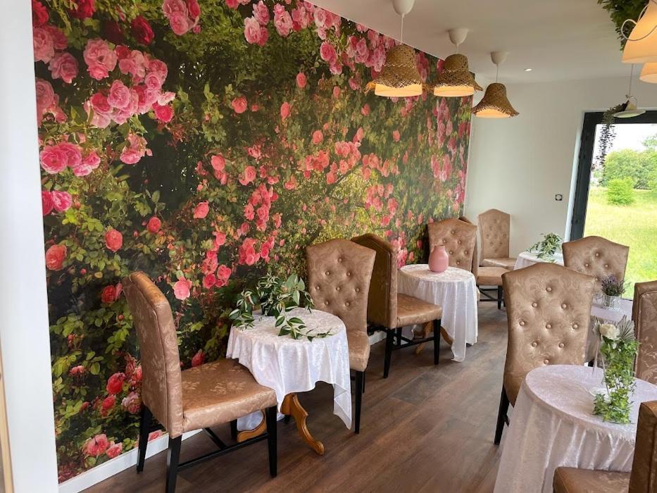 Basel Airport Garden Hotell Blotzheim Eksteriør bilde